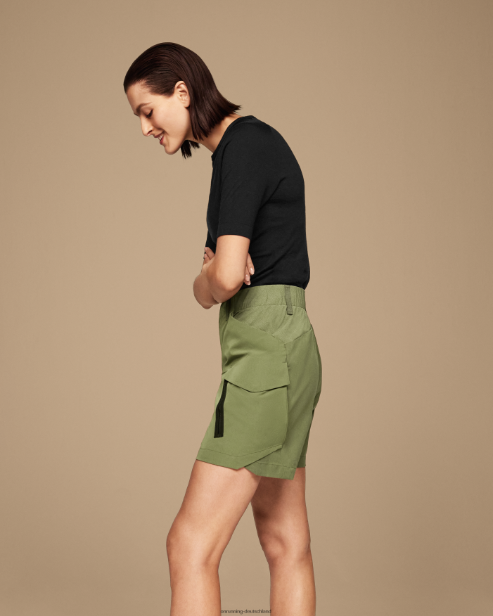 Frauen 4TJ868304 Taiga Explorer-Shorts On Running