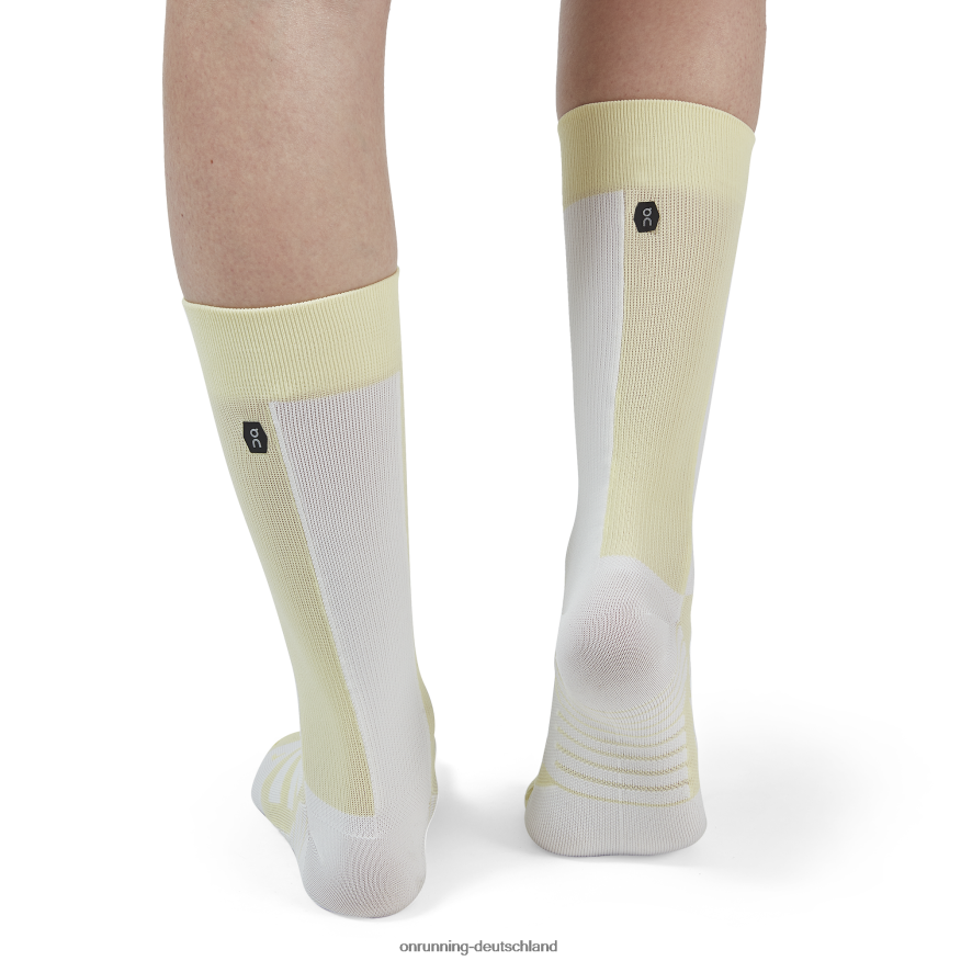 4TJ868516 Rampenlicht/Eis hohe Socke On Running