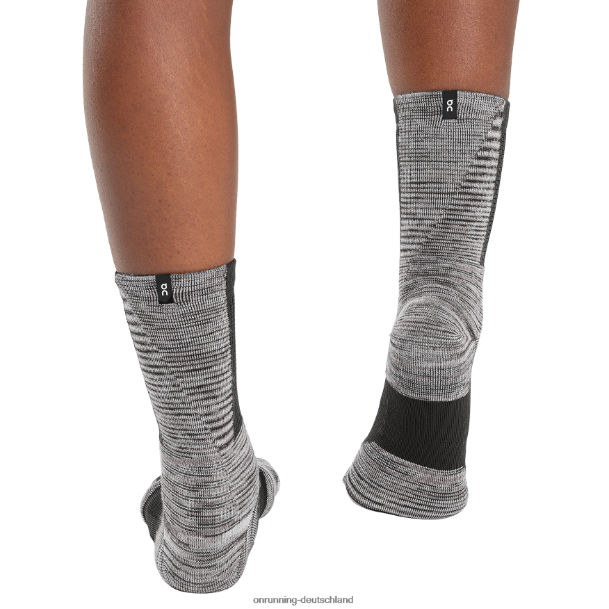 4TJ86881 Schwarz/Gletscher Explorer-Merino-Socke On Running